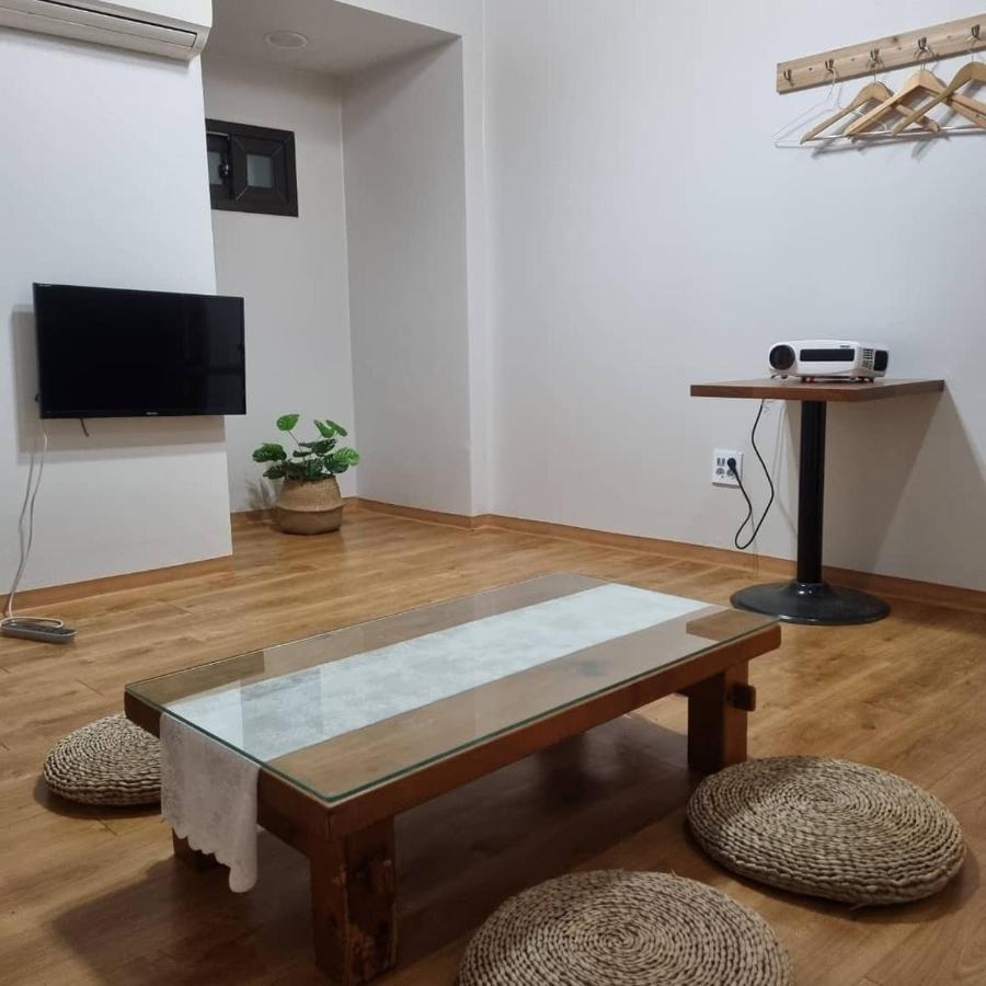 Bed & Breakfast Bibimbap Hanok Gyeongbokgung Private Seoul