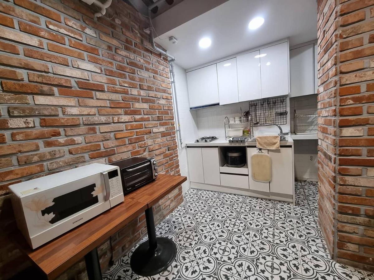 Bibimbap Hanok Gyeongbokgung Private Bed & Breakfast Seoul